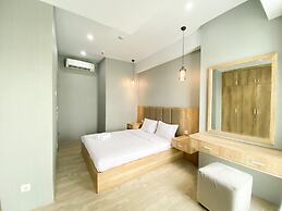 Simply Look And Comfort 1Br Vasanta Innopark Apartment