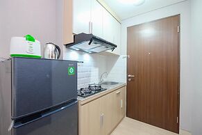 Cozy And Nice Studio At Transpark Cibubur Apartment