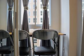 Comfy Stay Studio At Tokyo Riverside Pik 2 Apartment