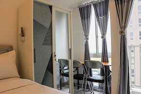 Comfy Stay Studio At Tokyo Riverside Pik 2 Apartment