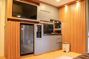 Well Furnished And Cozy 2Br Tokyo Riverside Pik 2 Apartment