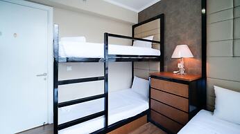 Spacious 2Br At The Via And The Vue Apartment Surabaya