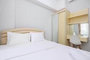 Comfort And Modern 2Br At Royal Heights Apartment