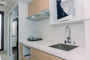 Nice And Elegant Studio At Transpark Bintaro Apartment