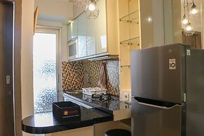 Warm And Minimalist 2Br Green Bay Pluit Apartment