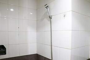 Well Design 2Br Apartment At Green Pramuka City