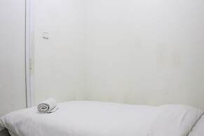 Well Design 2Br Apartment At Green Pramuka City