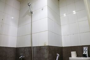 Well Design 2Br Apartment At Green Pramuka City