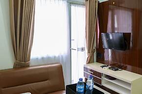 Well Design 2Br Apartment At Green Pramuka City