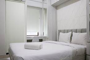 Cozy And Relaxing Studio At Transpark Cibubur Apartment
