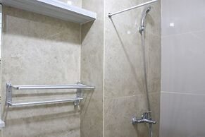 Cozy And Relaxing Studio At Transpark Cibubur Apartment