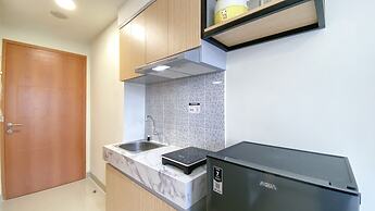 Minimalist And Nice Studio Apartment At Evenciio Margonda