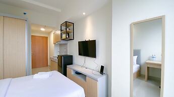 Minimalist And Nice Studio Apartment At Evenciio Margonda