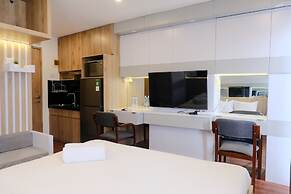Best Location Studio Apartment At Grand Asia Afrika