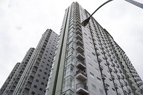 Best Location Studio Apartment At Grand Asia Afrika