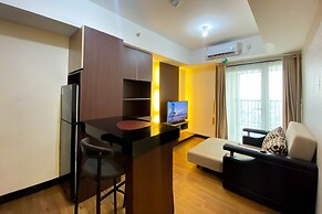 Comfy And Minimalist 1Br At The Wave Kuningan Apartment