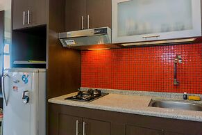 Modern Look And Comfy Studio Great Western Resort Apartment