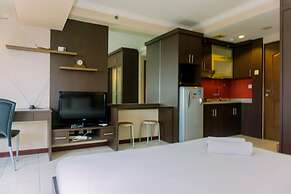 Modern Look And Comfy Studio Great Western Resort Apartment