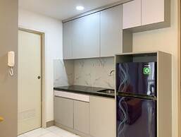 Stylist 1Br At Tokyo Riverside Pik 2 Apartment