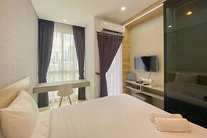 Elegant And Homey Studio Ciputra World 2 Apartment