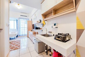 Strategic And Nice Studio Apartment At M-Town Residence Travelio