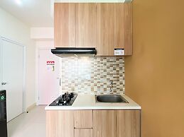 Comfort And Strategic 2Br At Green Pramuka City Apartment