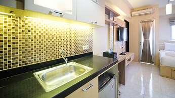 Compact And Comfy Studio At Puri Mas Apartment