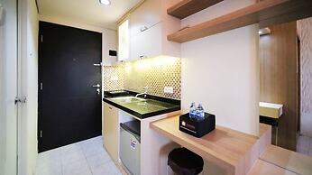Compact And Comfy Studio At Puri Mas Apartment