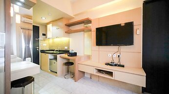 Compact And Comfy Studio At Puri Mas Apartment