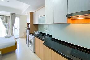Comfort And Modern Studio Apartment At Menteng Park