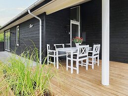 6 Person Holiday Home in Hals