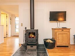 5 Person Holiday Home in Saeby-by Traum