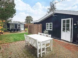 5 Person Holiday Home in Saeby-by Traum