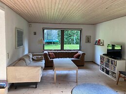 6 Person Holiday Home in Dronningmolle