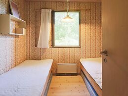 6 Person Holiday Home in Dronningmolle