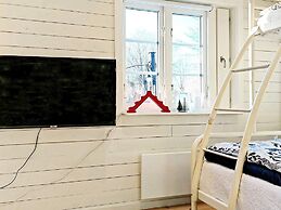 4 Person Holiday Home in Grisslehamn-by Traum
