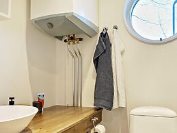 4 Person Holiday Home in Grisslehamn-by Traum