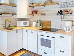 4 Person Holiday Home in Grisslehamn-by Traum