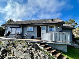 6 Person Holiday Home in Espevaer-by Traum