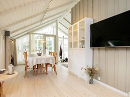 6 Person Holiday Home in Hals-by Traum