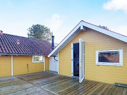 6 Person Holiday Home in Hals-by Traum