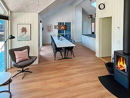 14 Person Holiday Home in Vaeggerlose