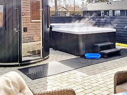 14 Person Holiday Home in Vaeggerlose