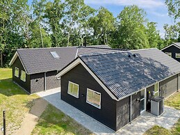 14 Person Holiday Home in Vaeggerlose