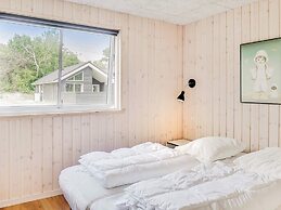 14 Person Holiday Home in Vaeggerlose