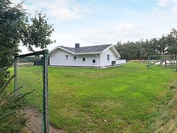 10 Person Holiday Home in Blavand