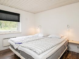 10 Person Holiday Home in Blavand