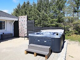 10 Person Holiday Home in Blavand