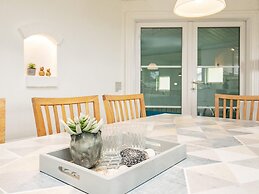 10 Person Holiday Home in Blavand