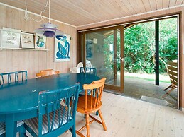 6 Person Holiday Home in Farevejle-by Traum